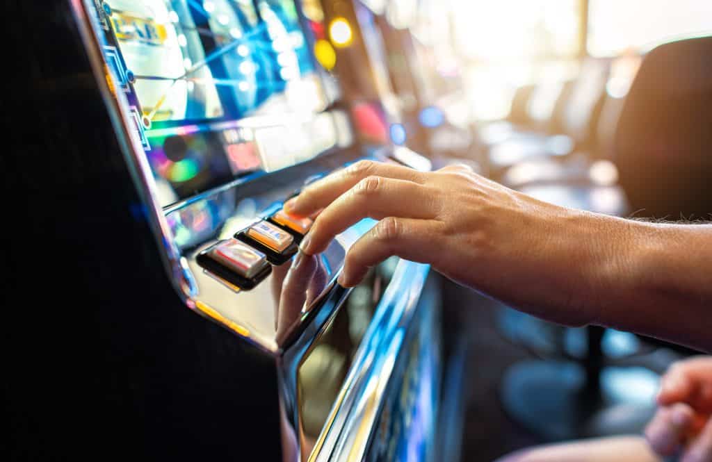 Najbolji casino bonusi za mobilne igrače: Igrajte u pokretu