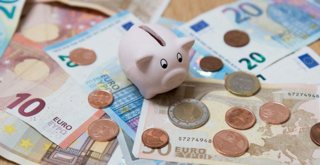 Kako pronaći optimalan balans između štednje i ulaganja Kako pronaći optimalan balans između štednje i ulaganja